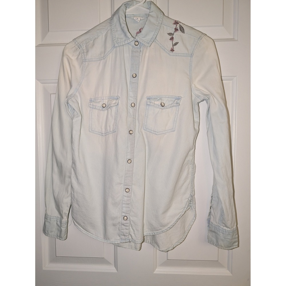 Floral Embroidered Chambray Western Snap Shirt XS Boho